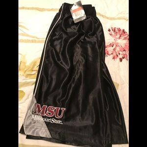 Nike MSU Running/basketball shorts. Boys L. NWT.